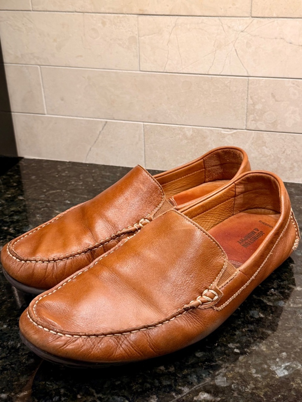 Johnston & Murphy Men's Cort Moc Venetian Driving Loafers